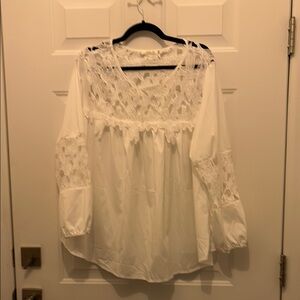 Boho Chic White Lace Sweetheart Flutter Sleeve Top